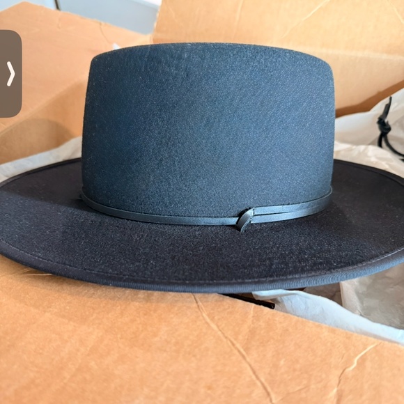 Tio y Tia Gambler hat -Night - Picture 2 of 7